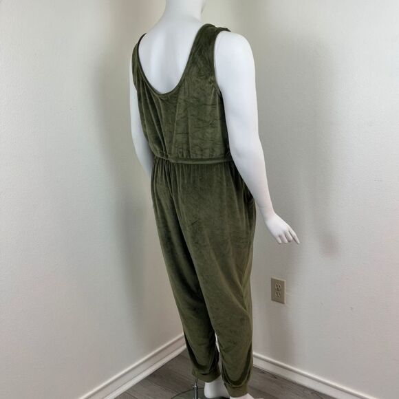 Derek Heart Womens Size 3X Green Velvet Tank Jogger Sleeveless NEW Jumpsuit - Picture 9 of 12